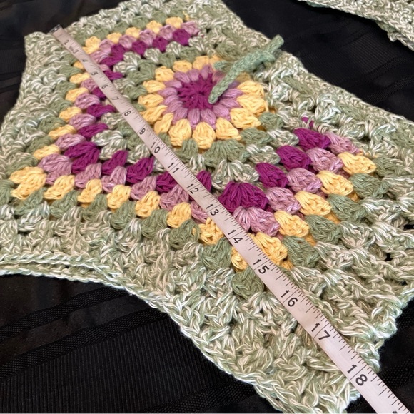 Summer Crochet Crop Tank Cheeky Shorts Set Granny Squares Sexy M High Waist - Picture 10 of 16